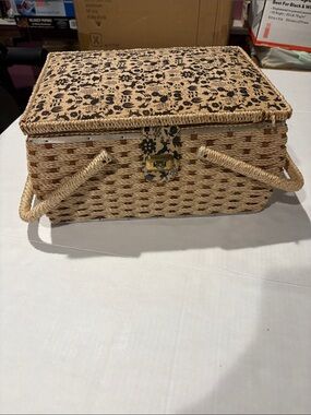 Woven Straw sewingBasket with Floral Print Lid